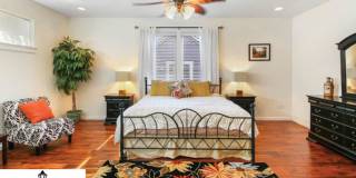 Parker Townhome: Luxurious Furnished Townhome, Attached 2 Car Garage, $300 Utility Fee Parker Townhome: Luxurious Furnished Townhome, Attached 2 Car Garage, $300 Utility Fee Gallery 5