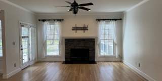 Stunning 4BR Executive Style Home in Brentwood Gallery 9