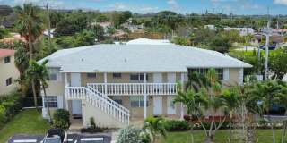 1820 NE 56th Street unit: 5 Gallery 1
