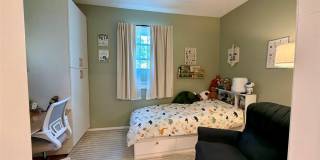 646 W Beech Street Gallery 25