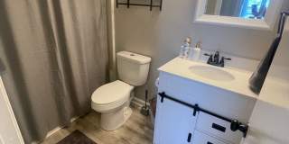 2266 Huntington Drive - HUnit H Gallery 24