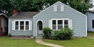Charming 2 Bed 1 Bath In Floral Heights Gallery 1