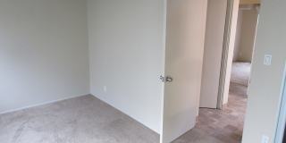 (690) Circle Court - 1 Bedroom / 1 Bathroom Gallery 9