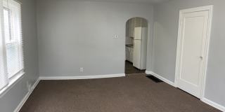 1306 N Chester Avenue Gallery 3