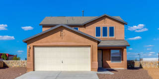 Home For Rent - Lovely East Side Rental W/ Refrigerated AC! Gallery 1