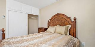 11760 Lasselle Street Gallery 21