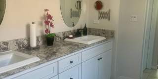 Spacious 3BR 3BA House in Bakersfield Gallery 26