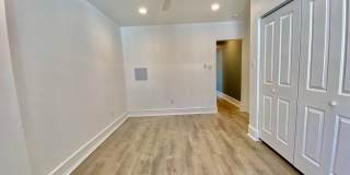 2532 S. Broad St Gallery 23