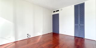 700 Richards Street Gallery 16