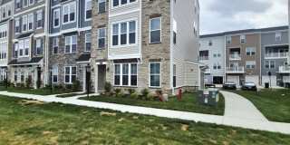 648 Brookwood Glen Terrace Gallery 1