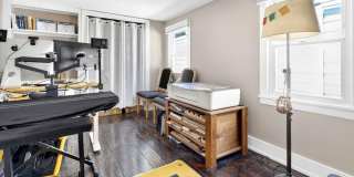 14 W DELAWARE Avenue Gallery 22