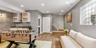 1527 W Pearson Street Gallery 33