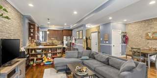 5219 Winthrop Gallery 5