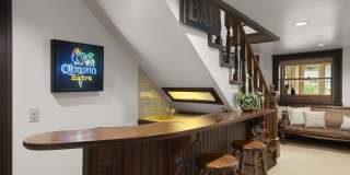 214 W Hyman Avenue Gallery 16