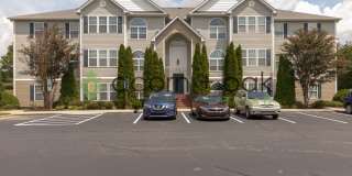 Cozy Greensboro 2 Bedroom 2 Bathroom Condo With Balcony Gallery 1