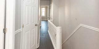 Spacious 3 Bedroom Townhome Gallery 8