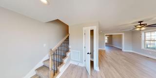 Beautifully Upgraded Home with Large Eat-In Kitchen And Spacious Primary Suite Gallery 10