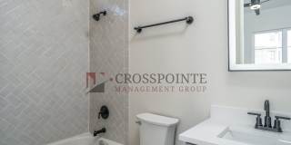 Luxury 3 bedroom, 3.5 Bath, 2 Car Garage Townhome- Fully Furnished! Gallery 6