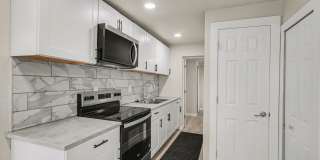 2 Bedroom Single Family Home*Remodeled* Utilities included in rent! Gallery 8