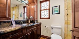 5204 Chelsea Gallery 36