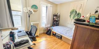 107 Columbia Street Gallery 11