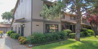 2 Bedroom Condo for Rent in Redding CA with Pool, Tennis Courts, Garage | The Bluffs Gallery 1