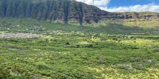 Beautiful 1/1 Penthouse unit at Makaha Valley Towers Gallery 3