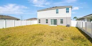 Spacious 5BR House in Riverview Gallery 4