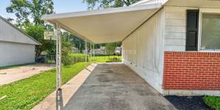 Modern Finishes & Hardwood Floors – 4BR Columbus Gem Gallery 47