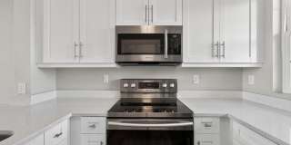 2 Bedroom 1.5 Bath Townhome Gallery 40