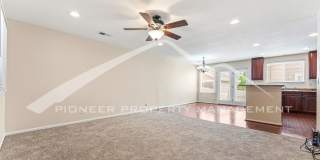 Charming Townhome with 1 Car Garage and Central A/C Gallery 4