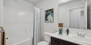 Breckenridge Apartments Gallery 13