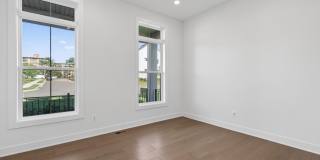 861 N MANCHESTER Street Gallery 29