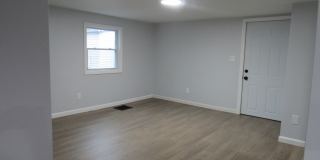 17 Woodbine Street Gallery 12