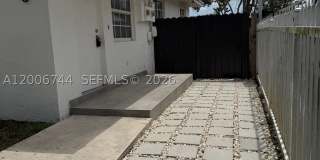 15741 NW 40th Ct Gallery 1