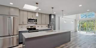 1800 Dewes Street Gallery 10