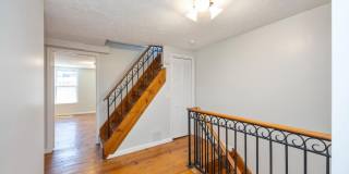 206 E CROSS ST Gallery 13
