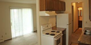 Corinthian Gallery 28