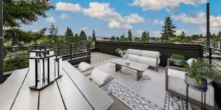 Stunning North Greenlake New townhome Gallery 3