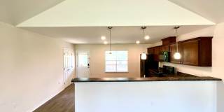 AVAILABLE NOW!!! Lake Life Meets Modern Comfort in Kingsland! Gallery 15