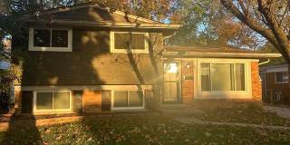 1210 KENILWORTH Gallery 1