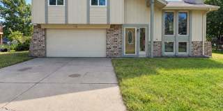 More Space, More Comfort! Welcome Home to La Vista! Gallery 1