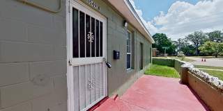 1049 PIPPIN Street Gallery 3