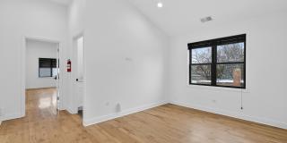 2514 Harvey Avenue Gallery 21