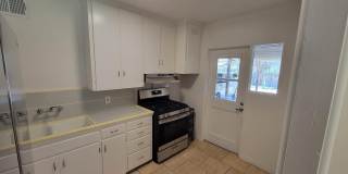 2141 E Osborn Road Gallery 7