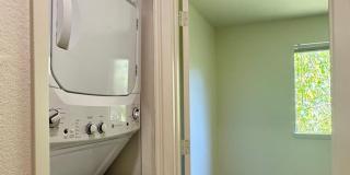 Spacious 2 Bed 2 Bath Condo in Aurora! Across from Community Pool!! Spacious 2 Bed 2 Bath Condo in Aurora! Across from Community Pool!! Gallery 8