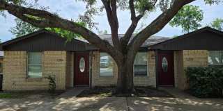 College Station - 2 bedroom 1 bath Duplex Gallery 1