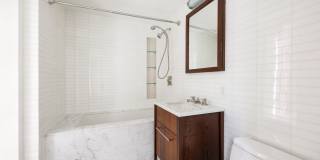 140 East 63rd Street Gallery 9