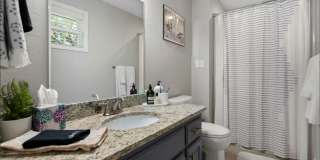 Cozy 3 Bedroom/2 Bathroom Home in Bella Vista Gallery 22