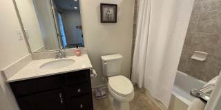 41717 MCMONAGLE SQ Gallery 20